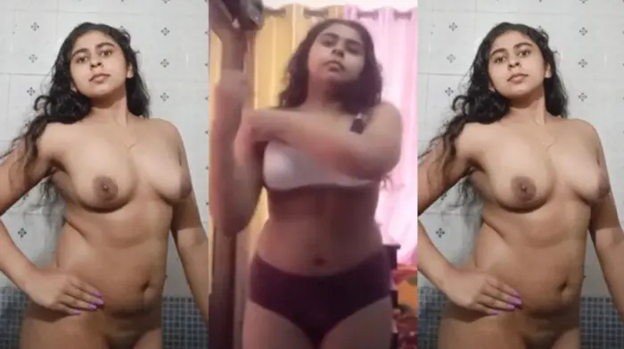 College Girl Showing Boobs and Pussy